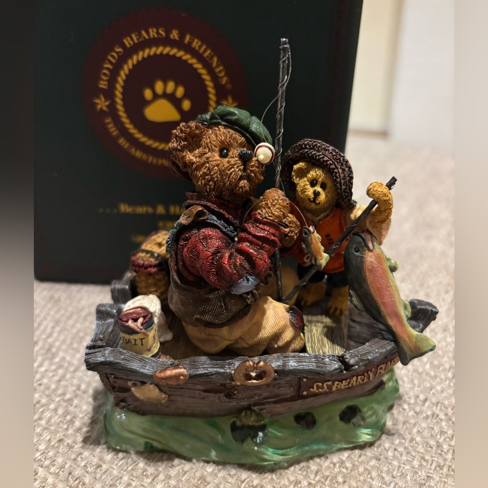 Boyd’s Bears Bearstone Melville & Sonny.. Mines Bigger than Yours — Fishing